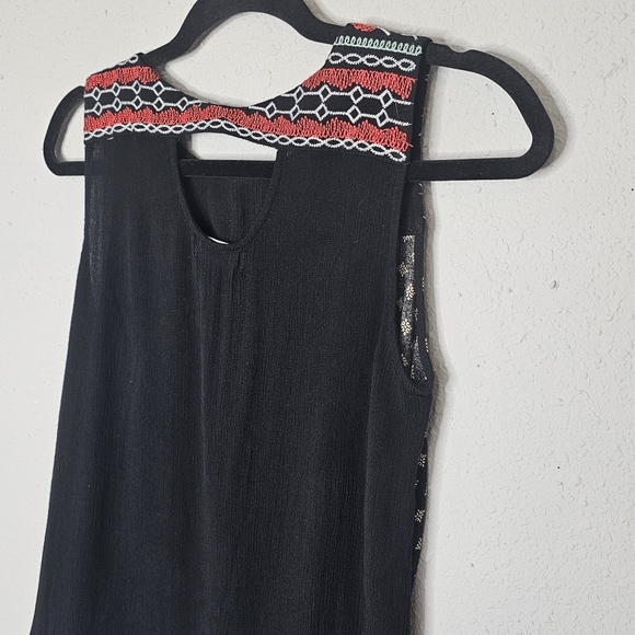 THML Tank Top Womens XS Embroidered Boho Mixed Media Flowy Top Black Red Rayon - Picture 6 of 9